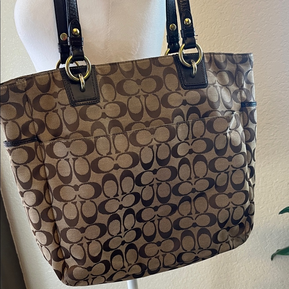 Coach Tan and dark brown Signature Tote - Picture 2 of 13
